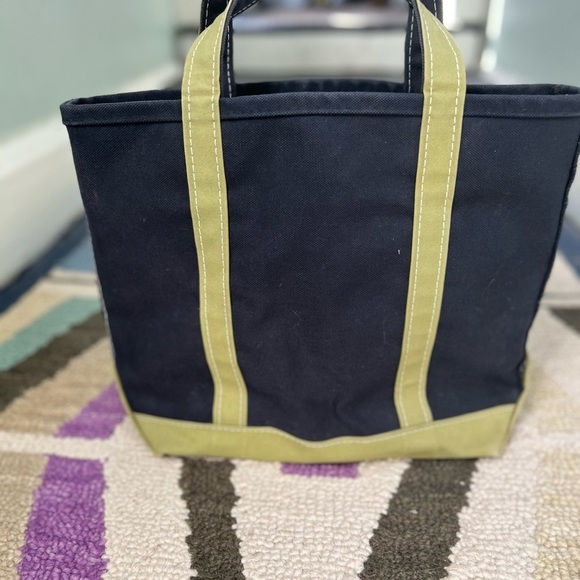 Vintage LL Bean Medium Tote Black with Olive Green Trim Handles  ‘MEH’ Monogram - Picture 2 of 12